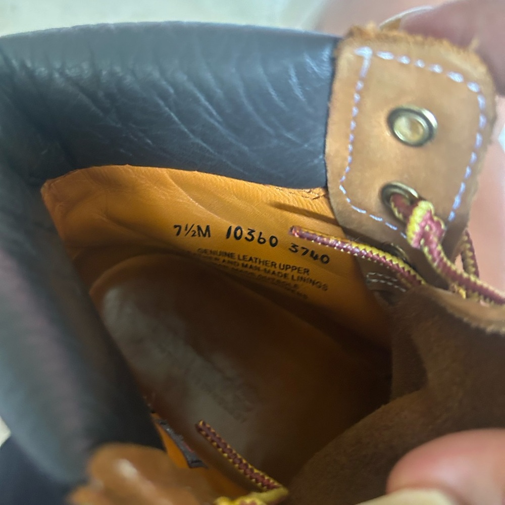 Timberland Boots - Picture 6 of 8